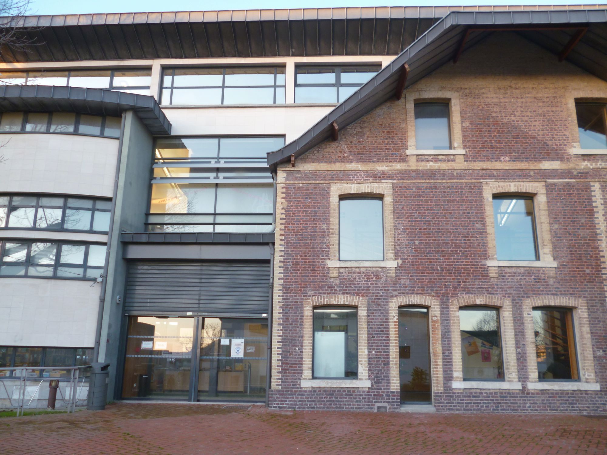 Facade de la médiathèque